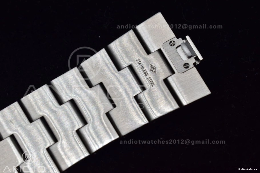 ZF Edition SS 1:1 A Best Bracelet Black Dial on 4500V SportInspired Overseas 926 SS 0727